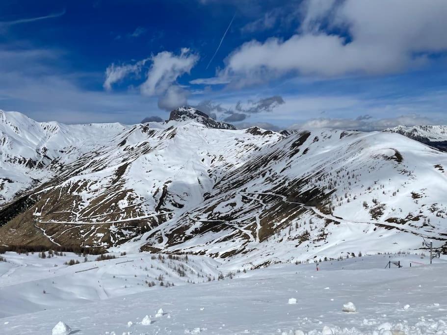 Allos, Logement Pieds Des Pistes, A 10 Minutes De La Base De Loisirs Экстерьер фото